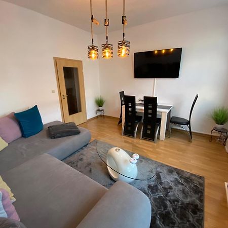Zur Schleuse - Ferienwohnung Bis 6 Personen Mit Gem Garten Rostock Exterior foto